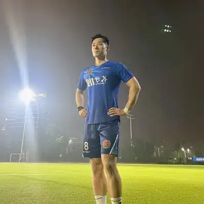 陆玲